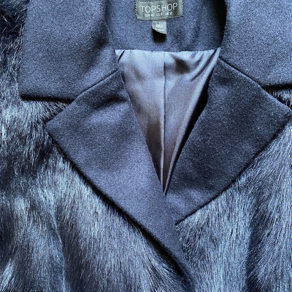 TOPSHOP coat with faux fur. Size US 8. Navy colour. - Picture 9 of 12
